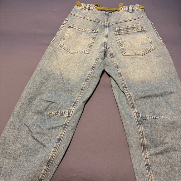 Free People Barrel Jeans - Picture 4 of 5